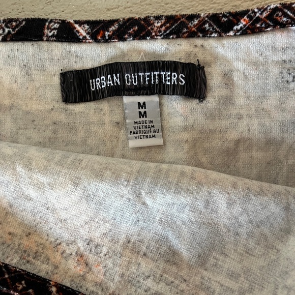 Urban Outfitters Mini Skirt - Picture 3 of 3